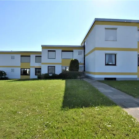 Hohes Ufer Sonnenkliff  Hohes Ufer 30 *